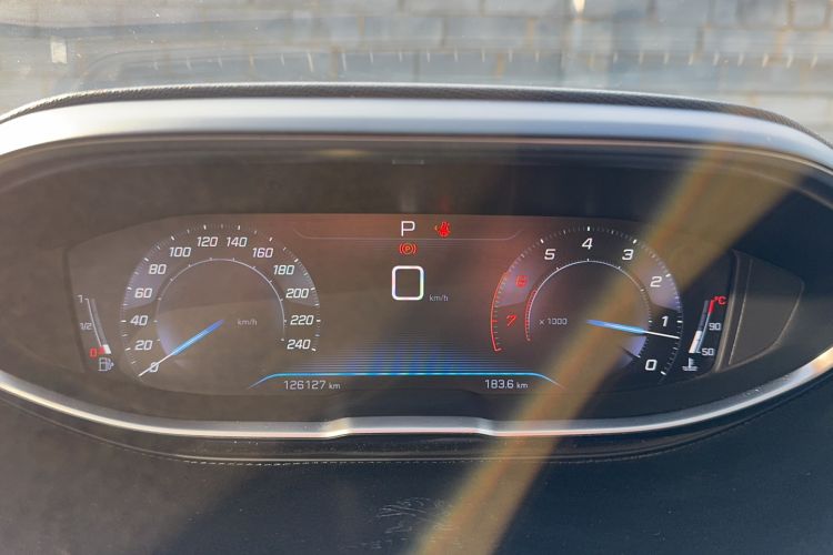 Used Peugeot 4008 2018 350THP Elite Edition Odometer Close Up