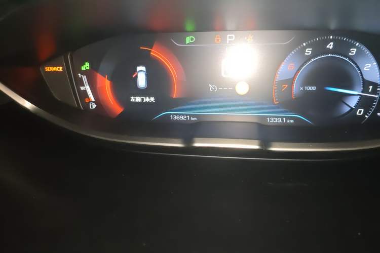 Used Peugeot 4008 2018 350THP Luxury Edition Odometer Close Up