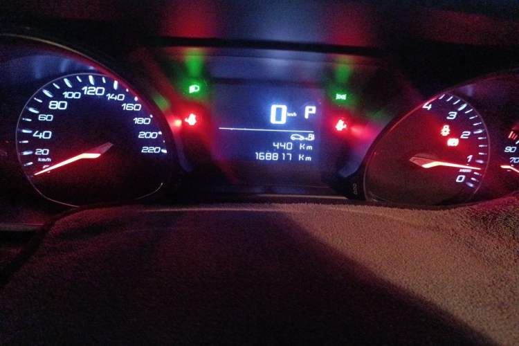 Used Peugeot 4008 2018 350THP Comfort Edition Odometer Close Up