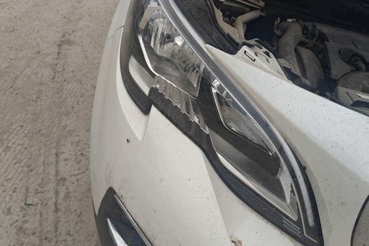 Used Peugeot 4008 2018 350THP Elite Edition Right Front Headlight