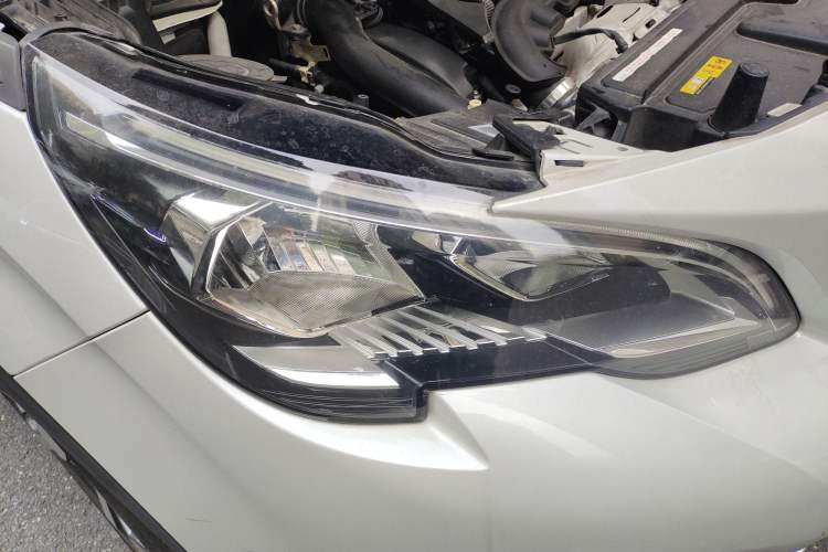 Used Peugeot 4008 2018 350THP Elite Edition Right Front Headlight