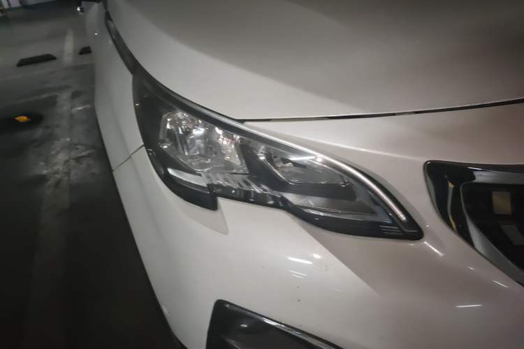 Used Peugeot 4008 2018 350THP Luxury Edition Right Front Headlight