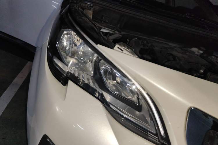 Used Peugeot 4008 2018 350THP Elite Edition Right Front Headlight