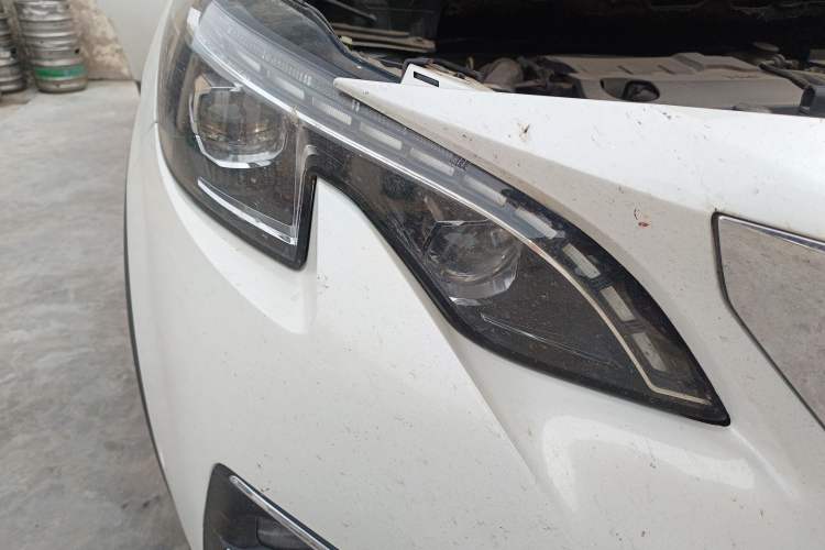 Used Peugeot 4008 2018 380THP Luxury GT Edition Right Front Headlight