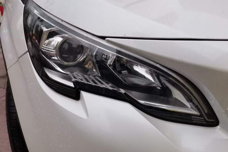 Used Peugeot 4008 2018 350THP Elite Edition Right Front Headlight