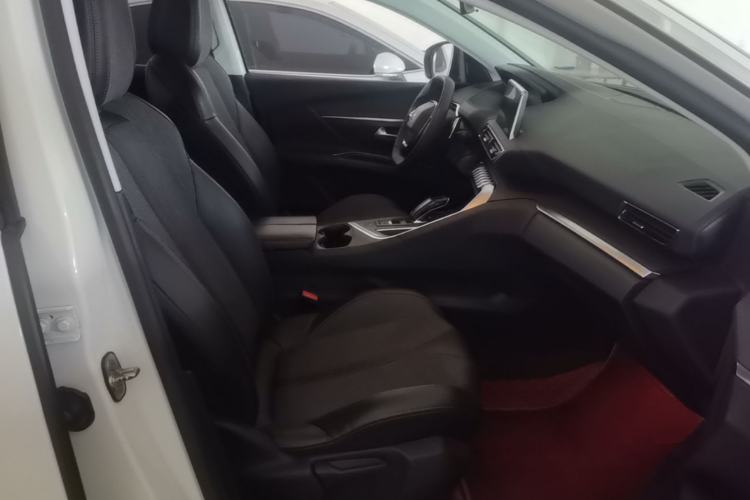 Used Peugeot 4008 2018 350THP Elite Edition Right Front Seat