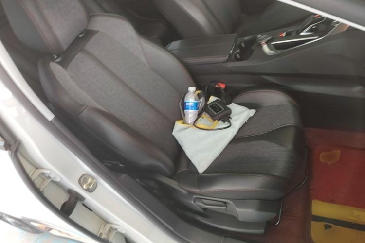 Used Peugeot 4008 2018 350THP Elite Edition Right Front Seat