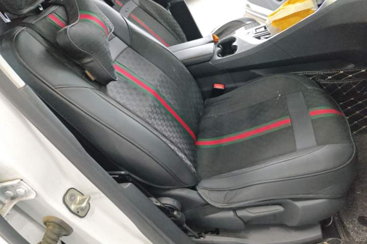 Used Peugeot 4008 2018 350THP Elite Edition Right Front Seat