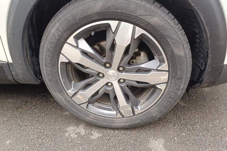 Used Peugeot 4008 2018 350THP Elite Edition Right Front Wheel Hub