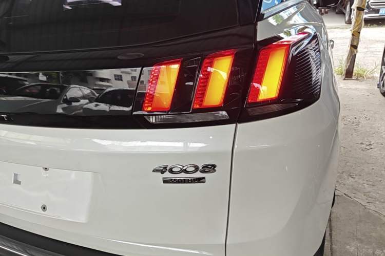 Used Peugeot 4008 2018 350THP Elite Edition Right Rear Taillight