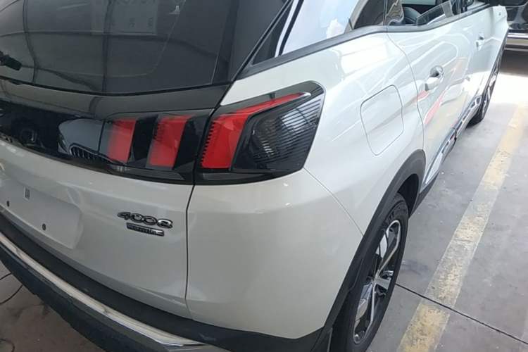 Used Peugeot 4008 2018 350THP Elite Edition Right Rear Taillight