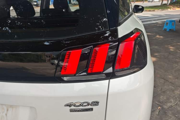 Used Peugeot 4008 2018 350THP Elite Edition Right Rear Taillight