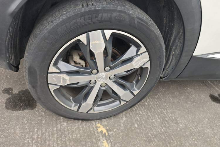 Used Peugeot 4008 2018 350THP Elite Edition Right Rear Wheel Hub