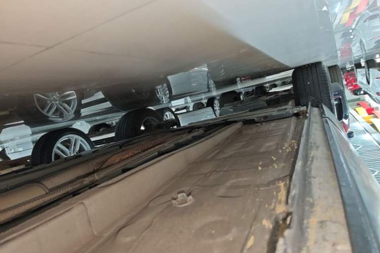 Used Peugeot 4008 2018 350THP Elite Edition Right Side Sill