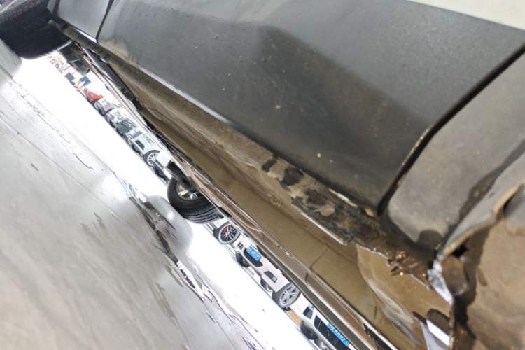 Used Peugeot 4008 2018 350THP Elite Edition Right Side Sill