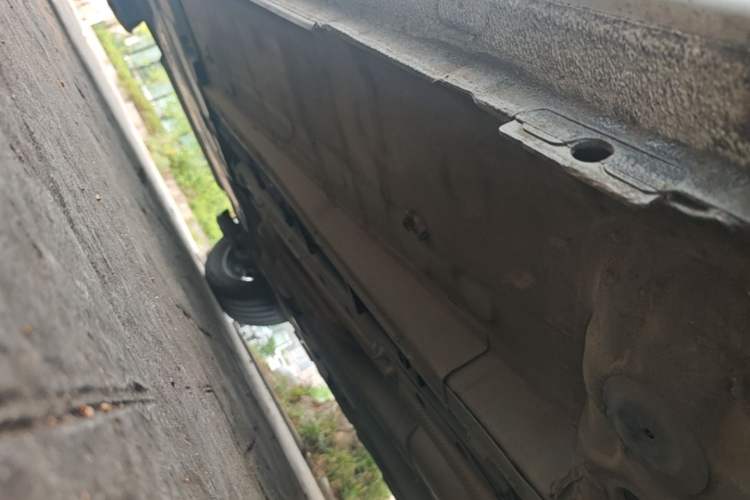 Used Peugeot 4008 2018 350THP Elite Edition Right Side Sill