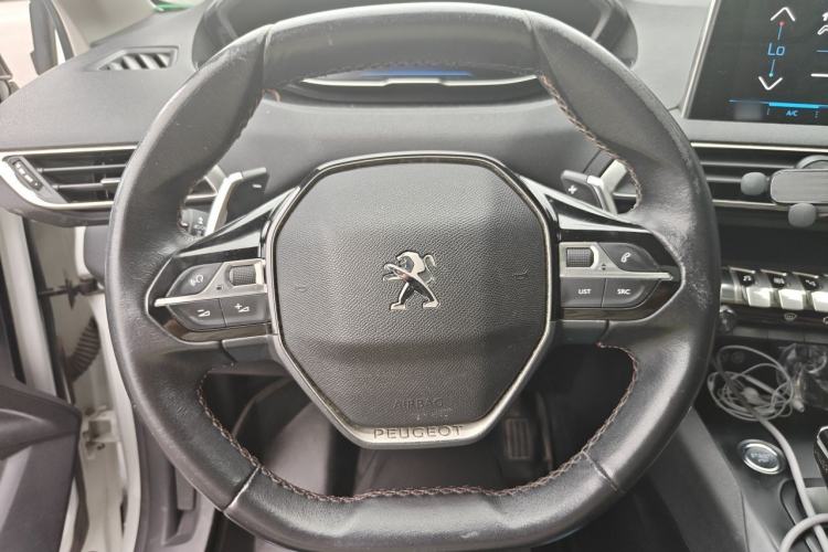 Used Peugeot 4008 2018 350THP Elite Edition Steering Wheel
