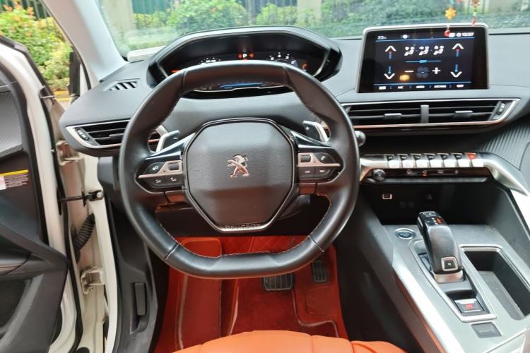 Used Peugeot 4008 2018 350THP Elite Edition Steering Wheel