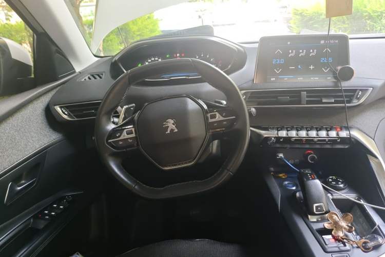 Used Peugeot 4008 2018 350THP Luxury Edition Steering Wheel