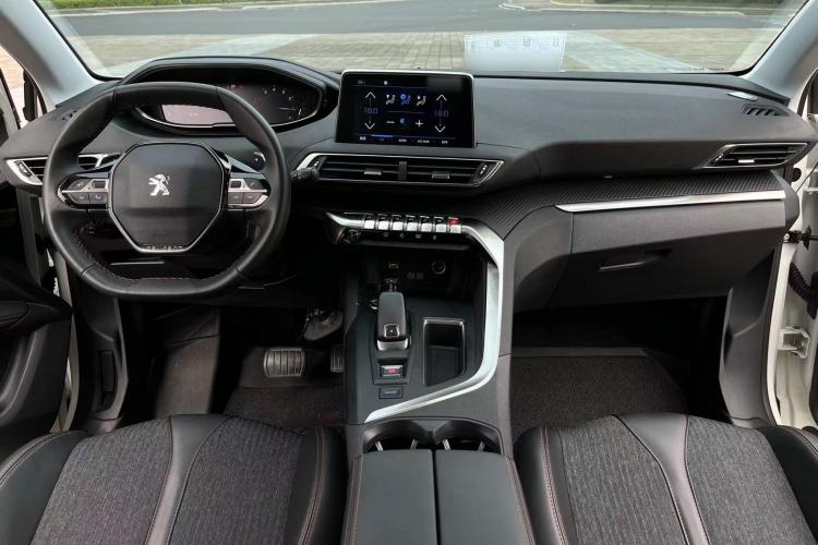 Used Peugeot 4008 2018 350THP Elite Edition Steering Wheel