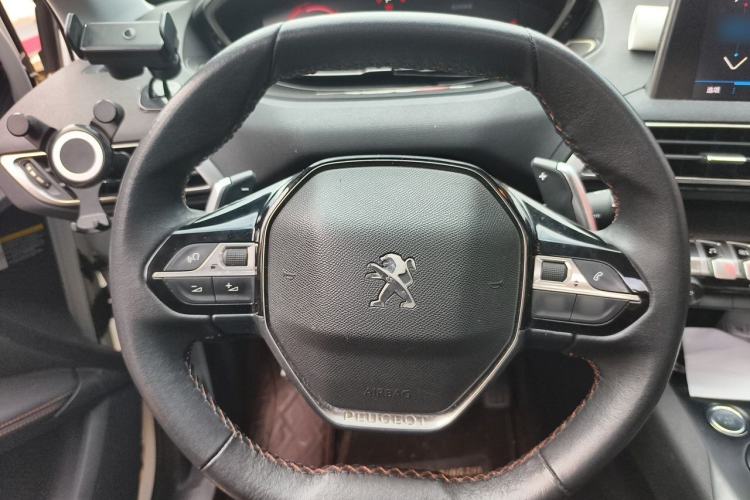 Used Peugeot 4008 2018 350THP Elite Edition Steering Wheel