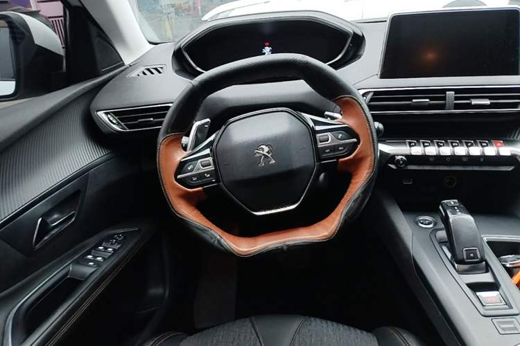 Used Peugeot 4008 2018 350THP Elite Edition Steering Wheel