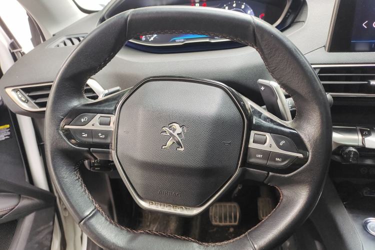Used Peugeot 4008 2018 350THP Elite Edition Steering Wheel
