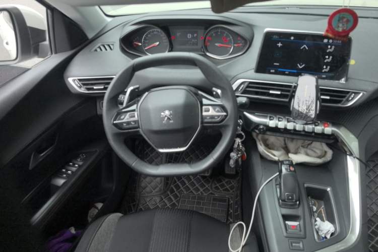 Used Peugeot 4008 2018 350THP Comfort Edition Steering Wheel