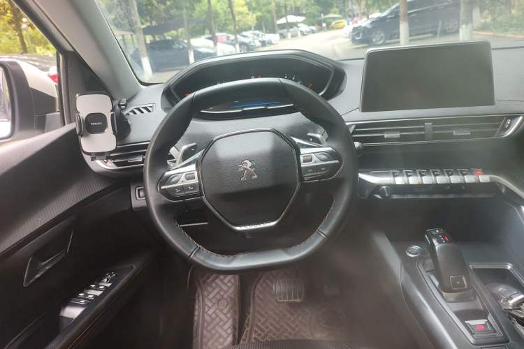 Used Peugeot 4008 2018 350THP Elite Edition Steering Wheel