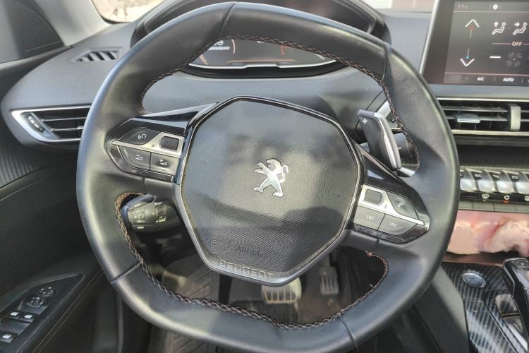 Used Peugeot 4008 2018 350THP Elite Edition Steering Wheel
