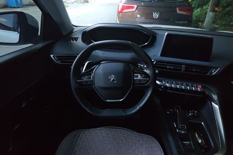Used Peugeot 4008 2018 350THP Luxury Edition Steering Wheel