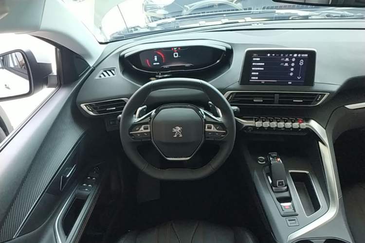 Used Peugeot 4008 2018 350THP Elite Edition Steering Wheel