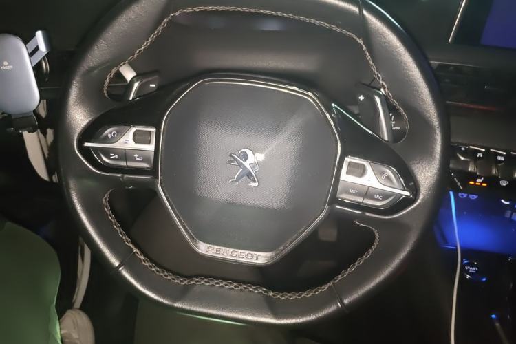 Used Peugeot 4008 2018 350THP Luxury Edition Steering Wheel