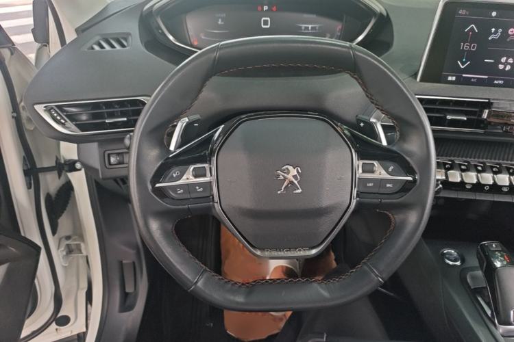 Used Peugeot 4008 2018 350THP Elite Edition Steering Wheel