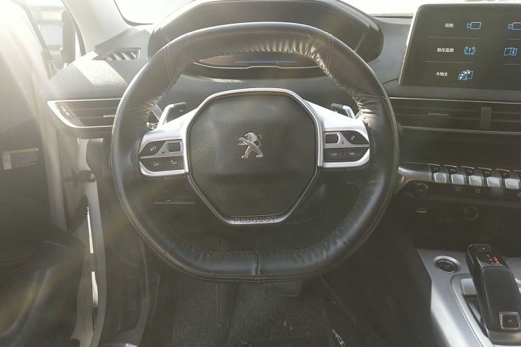 Used Peugeot 4008 2018 350THP Elite Edition Steering Wheel