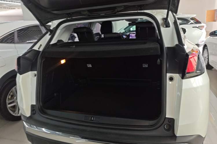 Used Peugeot 4008 2018 350THP Elite Edition Trunk