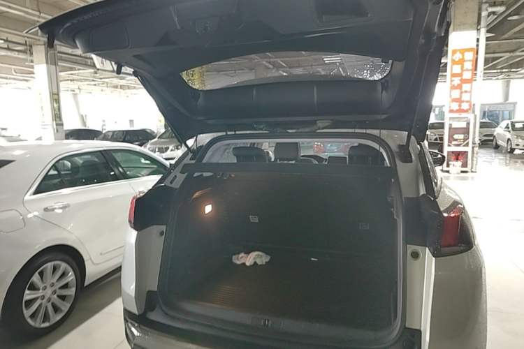 Used Peugeot 4008 2018 350THP Elite Edition Trunk
