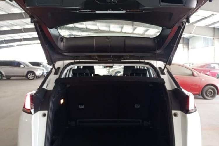 Used Peugeot 4008 2018 350THP Comfort Edition Trunk