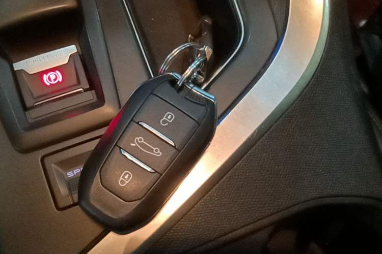 Used Peugeot 4008 2018 350THP Elite Edition Vehicle Key