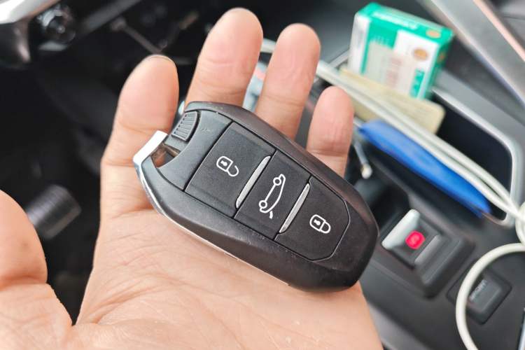 Used Peugeot 4008 2018 350THP Elite Edition Vehicle Key