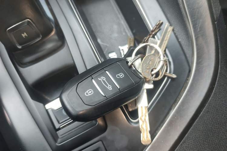 Used Peugeot 4008 2018 350THP Elite Edition Vehicle Key