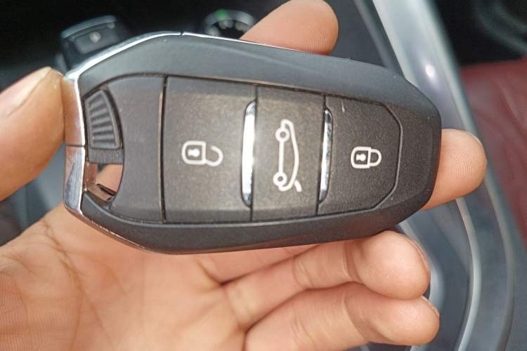 Used Peugeot 4008 2018 380THP Luxury GT Edition Vehicle Key