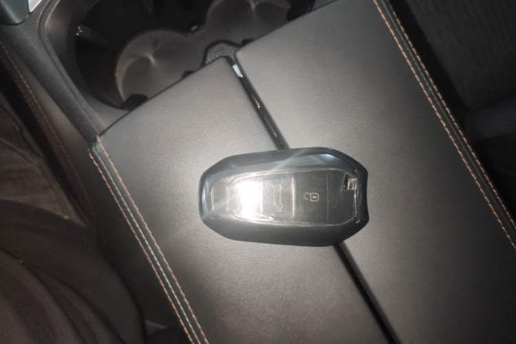 Used Peugeot 4008 2018 350THP Elite Edition Vehicle Key