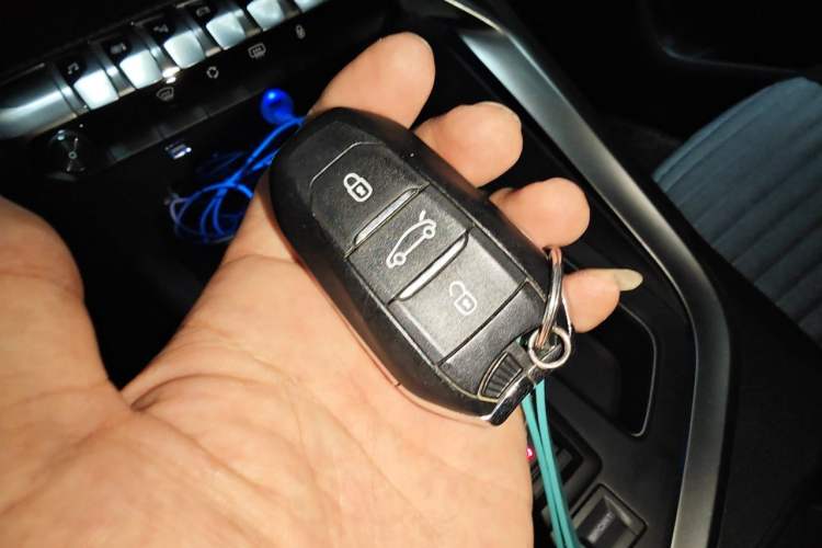 Used Peugeot 4008 2018 350THP Elite Edition Vehicle Key