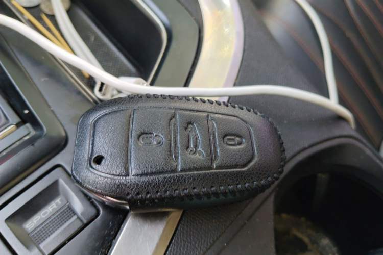 Used Peugeot 4008 2018 350THP Elite Edition Vehicle Key