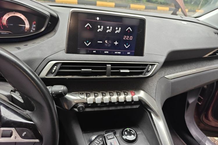 Used Peugeot 4008 2018 350THP Luxury Edition Audio And AC Panel