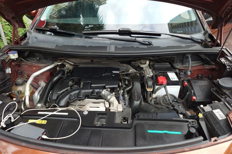 Used Peugeot 4008 2018 350THP Comfort Edition Engine Bay