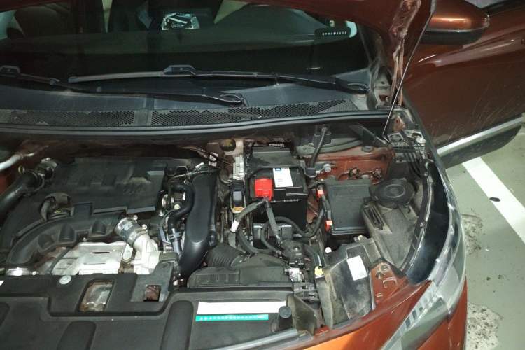 Used Peugeot 4008 2018 350THP Comfort Edition Engine Bay Left