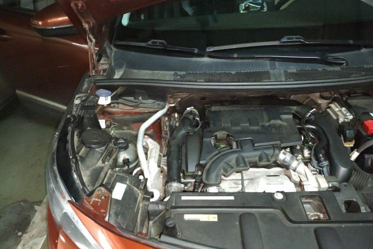 Used Peugeot 4008 2018 350THP Comfort Edition Engine Bay Right