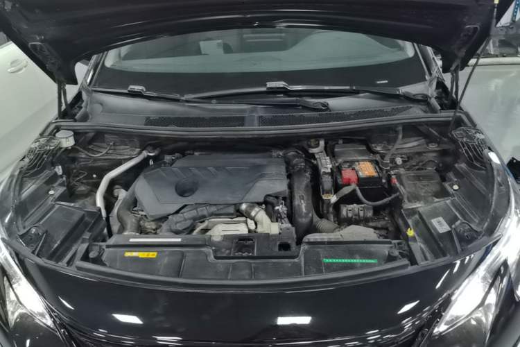 Used Peugeot 4008 2019 360THP BLACKPACK Obsidian Edition Engine Bay
